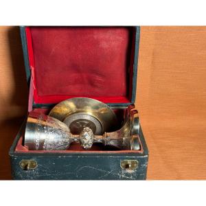 Chalice In Engraved And Chiselled Silver Decorated With Diamonds With Its Paten