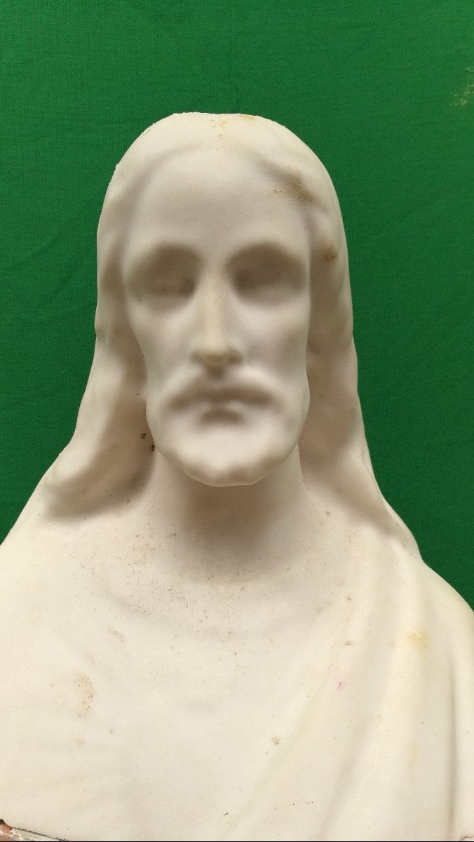 White Marble Christ-photo-4