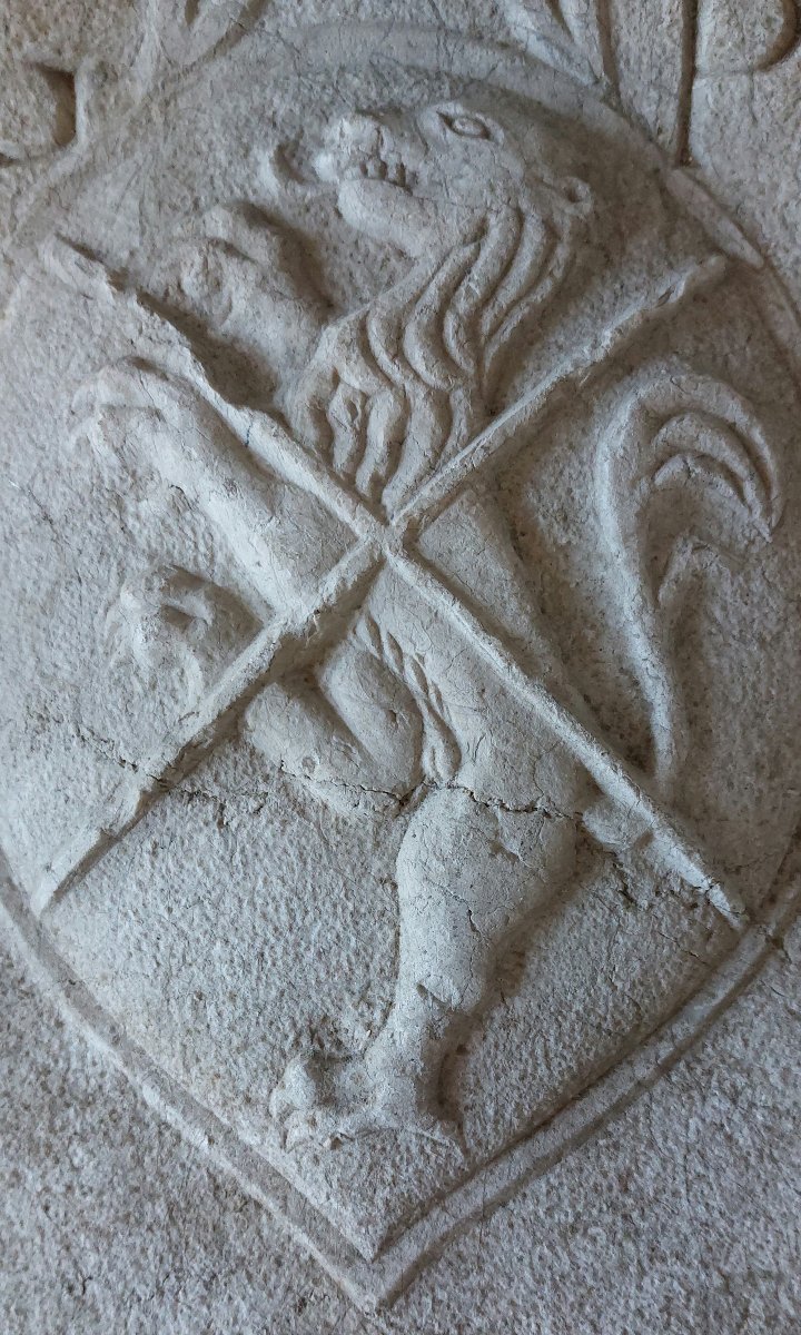 Heraldic Coat Of Arms In Botticino Marble – Baroque Period-photo-2