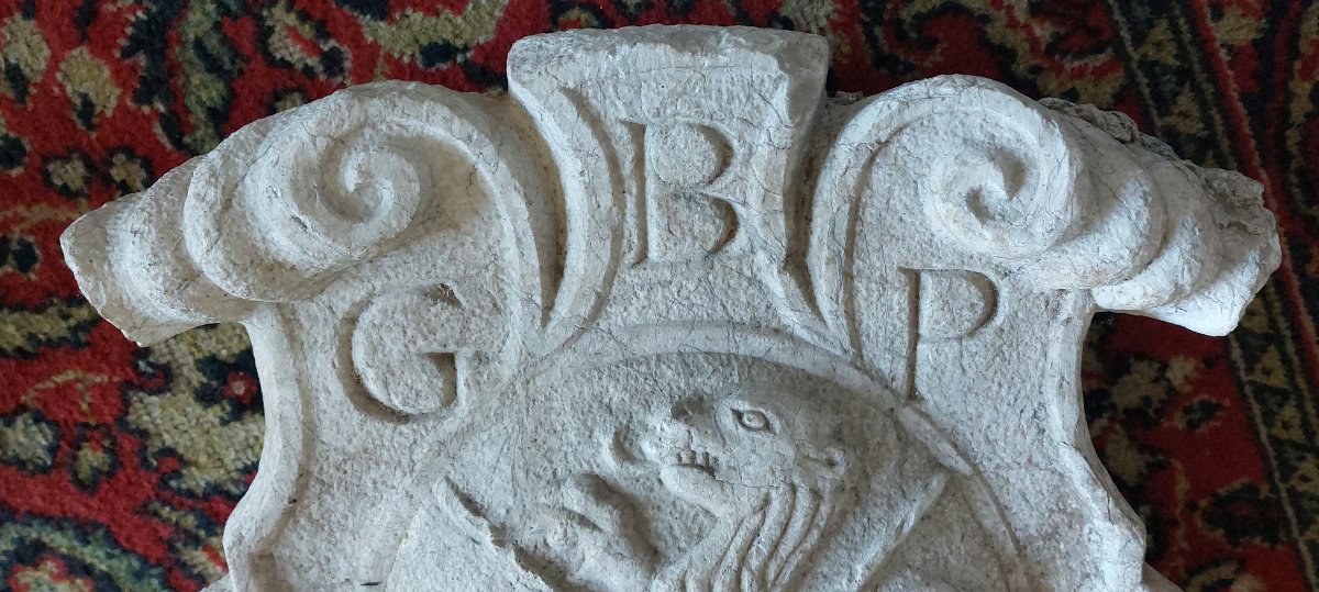 Heraldic Coat Of Arms In Botticino Marble – Baroque Period-photo-3