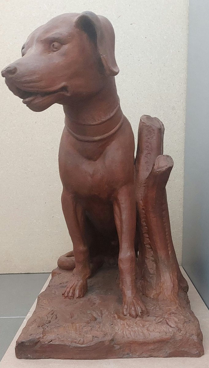 Sculpture du XVIIIe Siècle en Terre Cuite Patinée – Chien de Chasse-photo-1