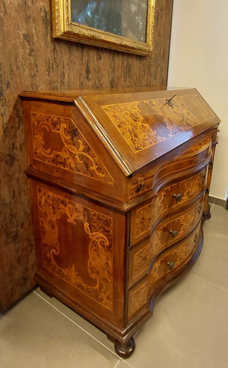 Slant-front Bureau – 18th-century Inlaid Walnut Burl Bureau-photo-5