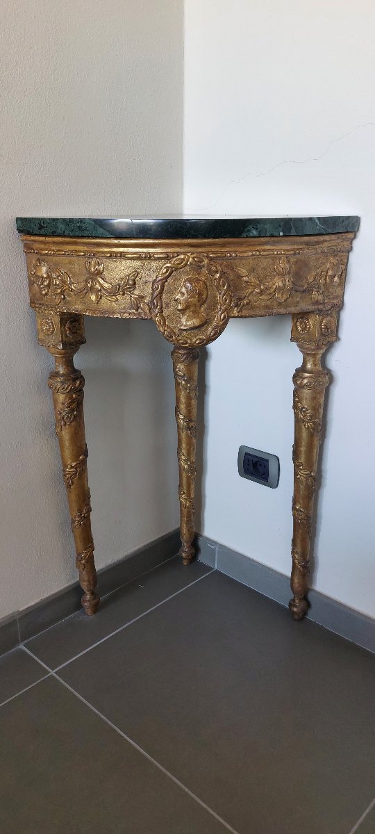 Louis XVI Giltwood Corner Console Table With Green Marble Top-photo-2