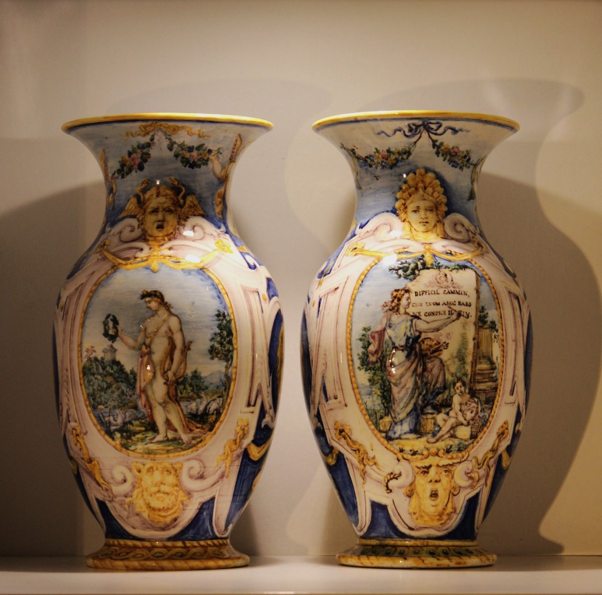 PAIRE DE VASES ALLÉGORIQUES DES ARTS-photo-3