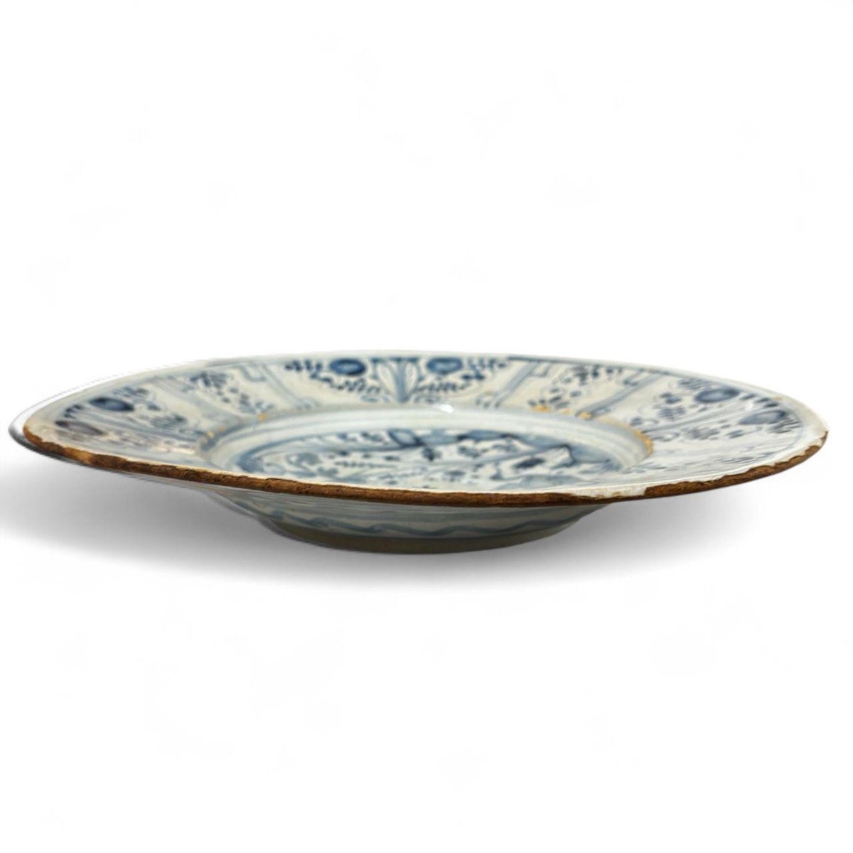 Assiette en majolique du début du XVIIIe siècle-photo-4