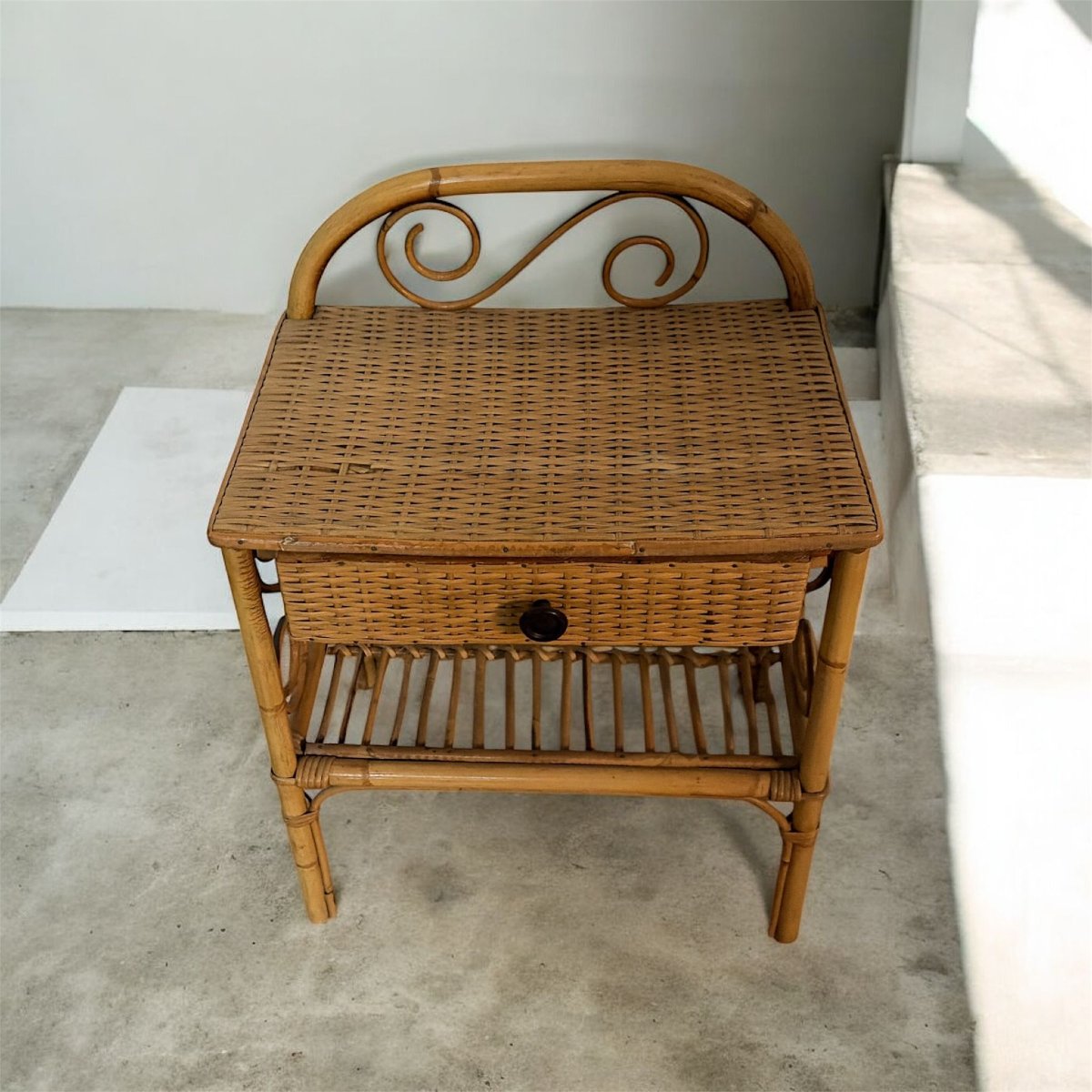 Paire de tables de chevet en bambou et rotin tressé – Italie, années 1950-photo-4