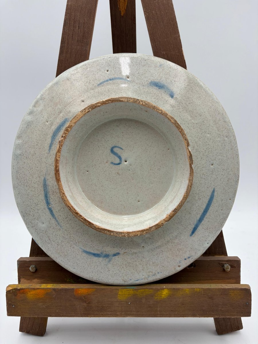 Majolica saucer – Savona, 18th century-photo-2