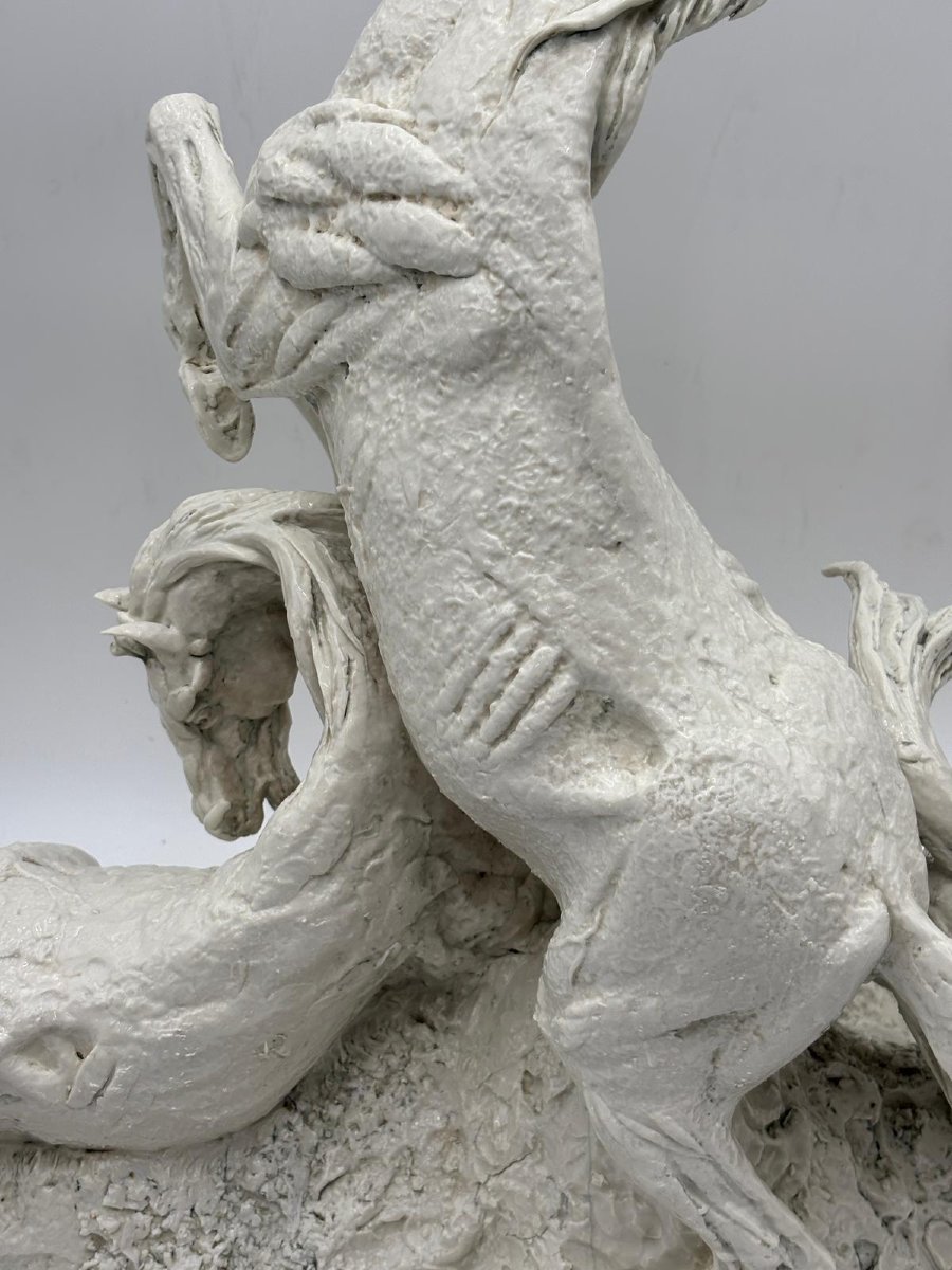 Groupe sculptural représentant un combat de chevaux – début du XXe siècle-photo-3