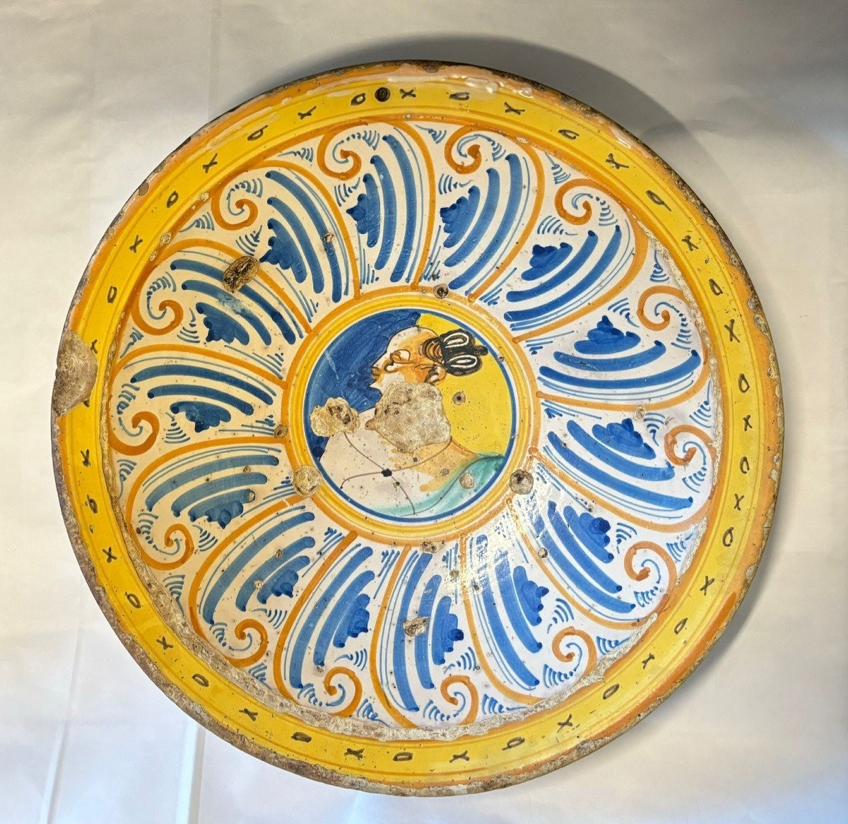 Plate In Montelupo Majolica