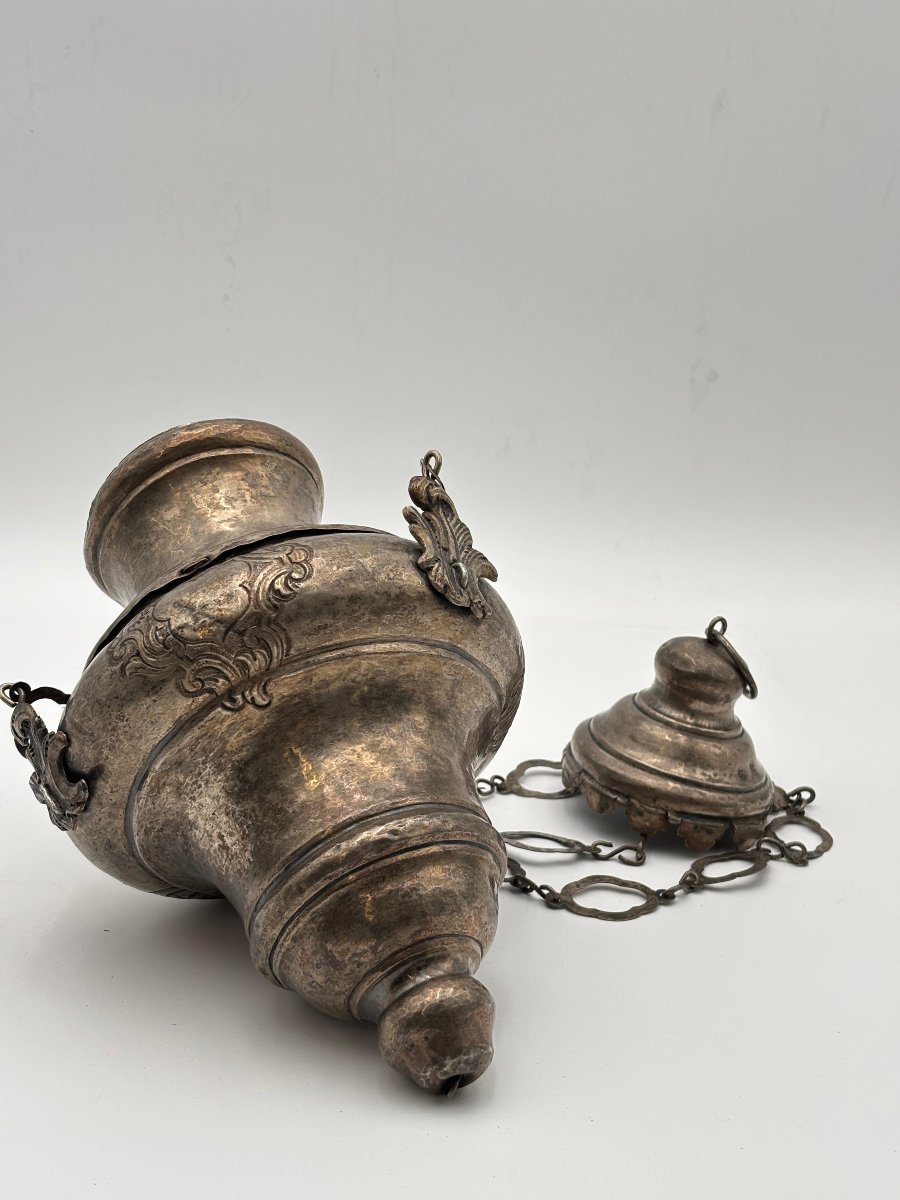 Paire de lampes votives en argent  Palerme, XVIIIe siècle-photo-3