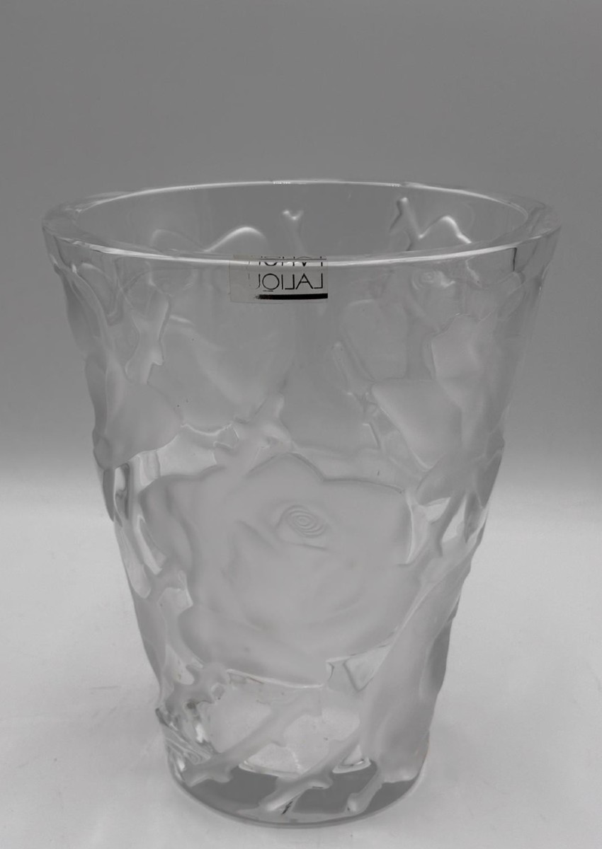 Lalique – “ispahan Rose” Vase In Satin Crystal