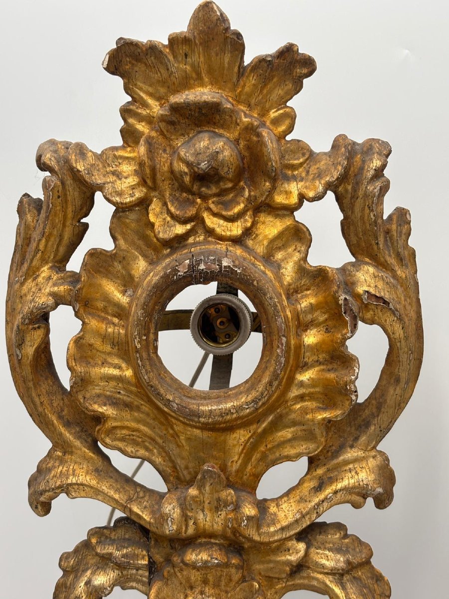 Pair Of 18th-century Carved And Gilded Wooden Reliquaries-photo-1