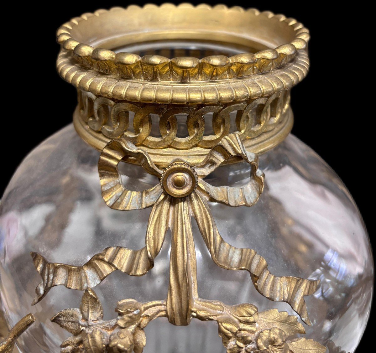 Grande Lampe Avec Vase En Cristal Et Bronze Doré-photo-2