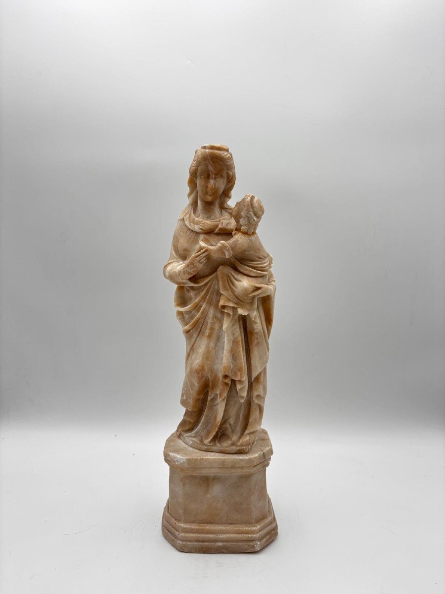 Vierge à l'Enfant, Trapani, milieu du XVIIIe siècle.
