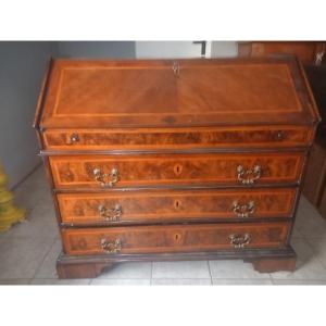 Commode Louis XIV en noyer, Bergame 