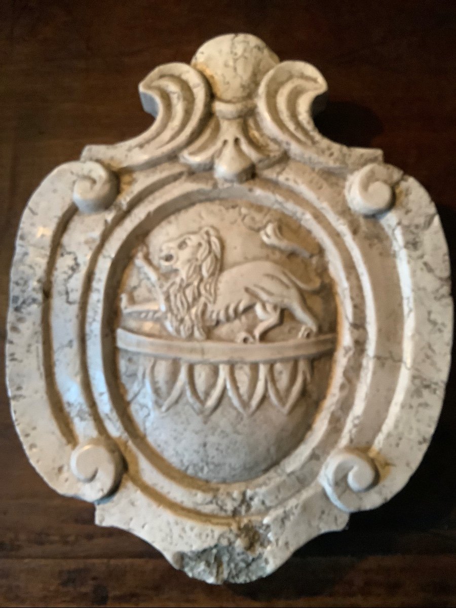 Armoiiries Heraldiques En Marbre  Ep XIX Siecle