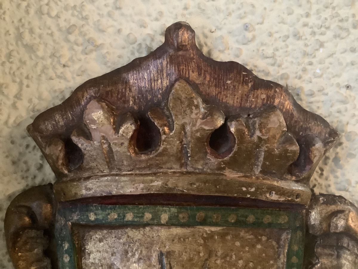 Carved Wooden Coat Of Arms Painted And Gilded With Leaves 19th Century-photo-2