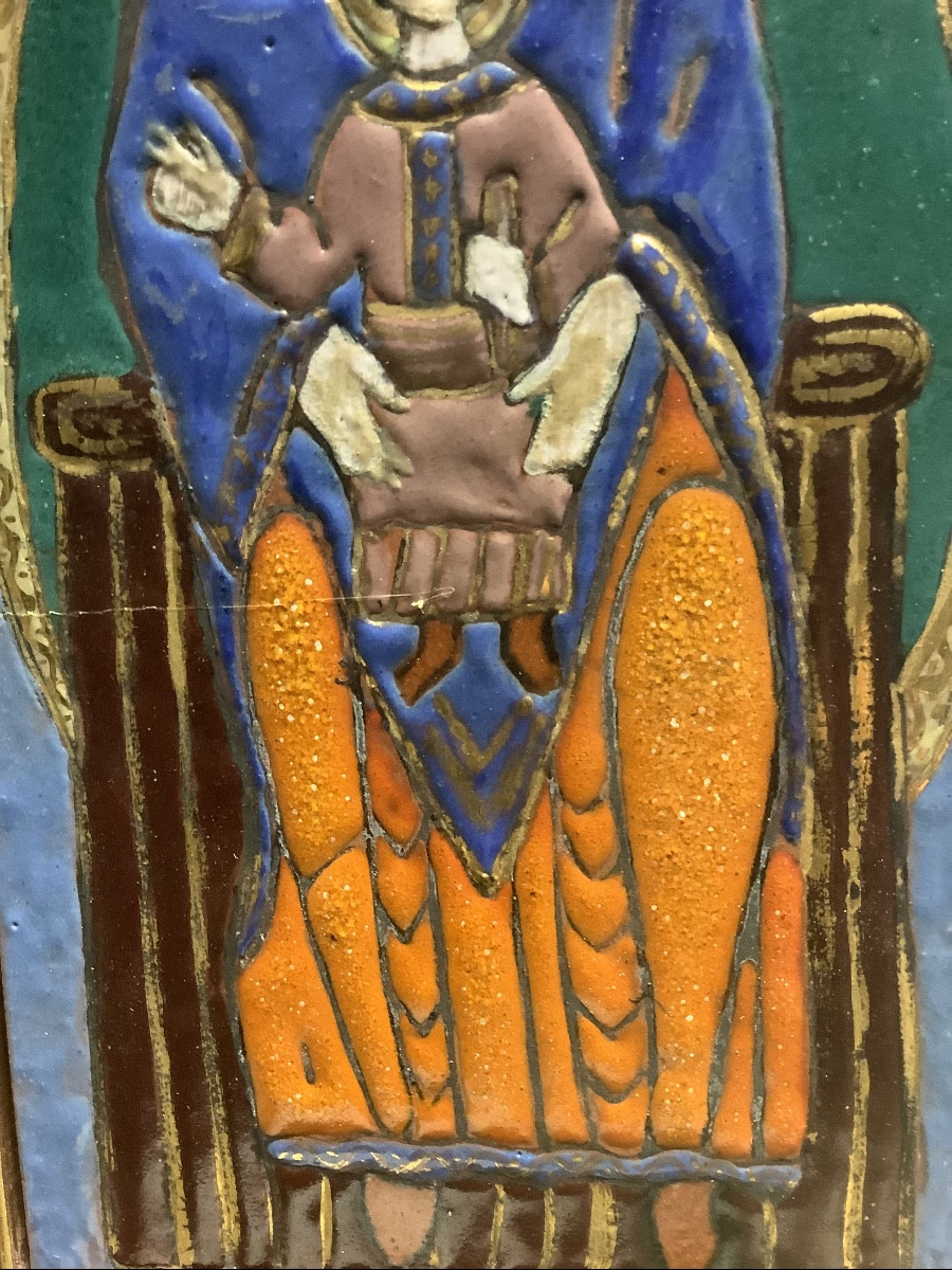 Pair Of Ceramics Painted With En Amen And Gold With Christ And Madonna And Child 20th Century-photo-2