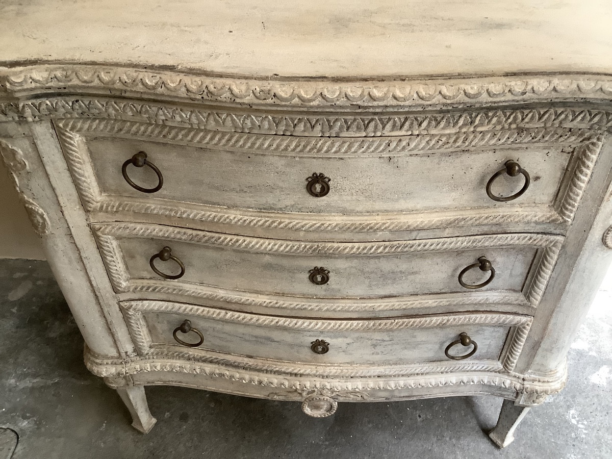 Petite commode  a’ trois  tiroirs sculpte’s France fin du XIXe siecle -photo-2