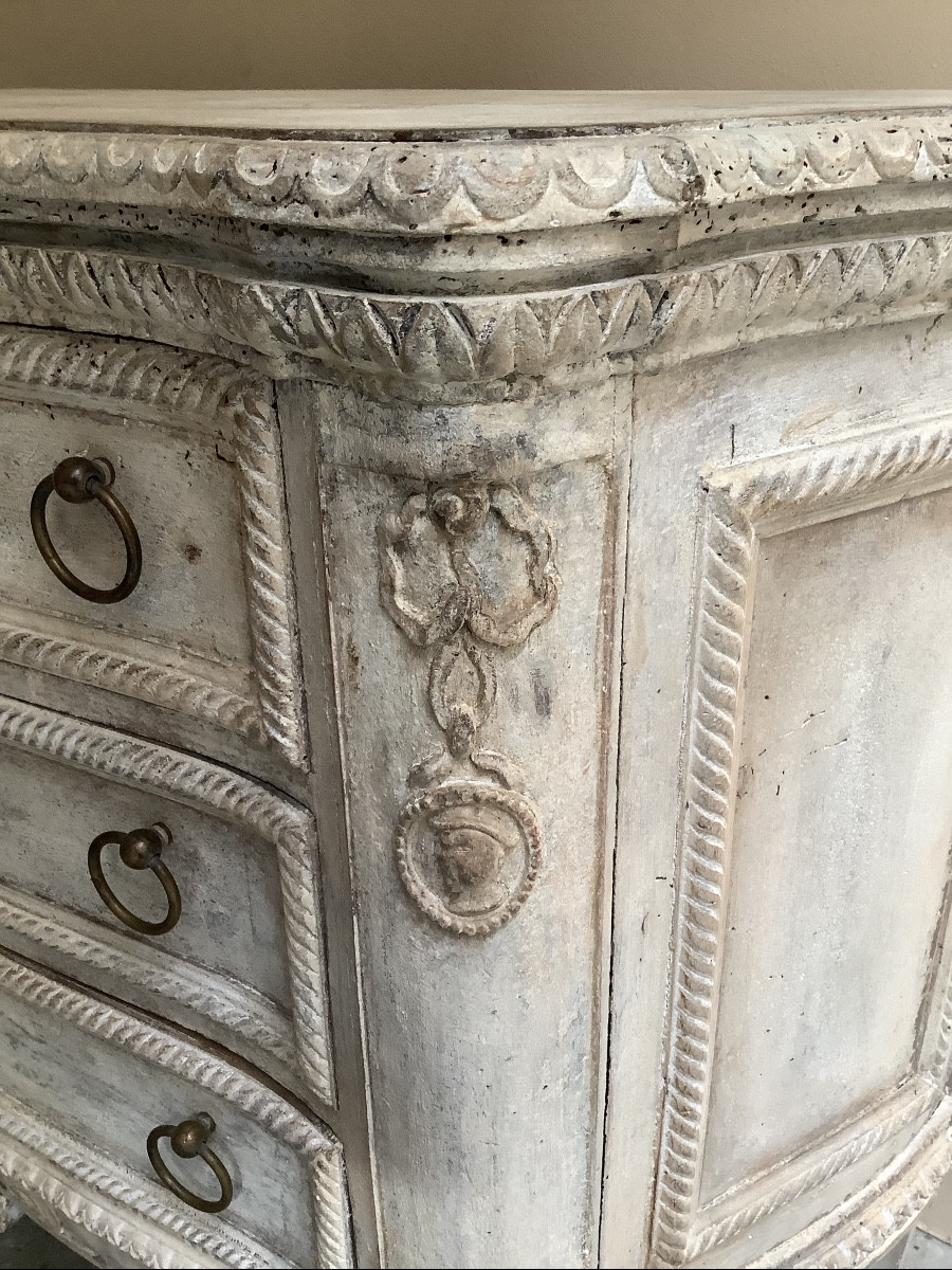 Petite commode  a’ trois  tiroirs sculpte’s France fin du XIXe siecle -photo-4