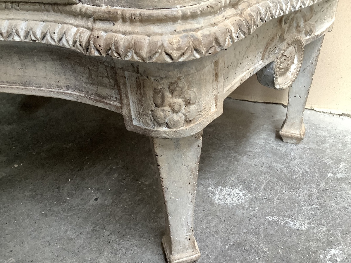 Petite commode  a’ trois  tiroirs sculpte’s France fin du XIXe siecle -photo-3