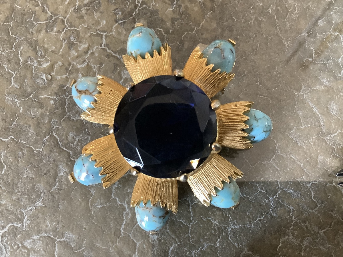 There Gold-platea Metal Pins With Crystals From 1960-photo-3