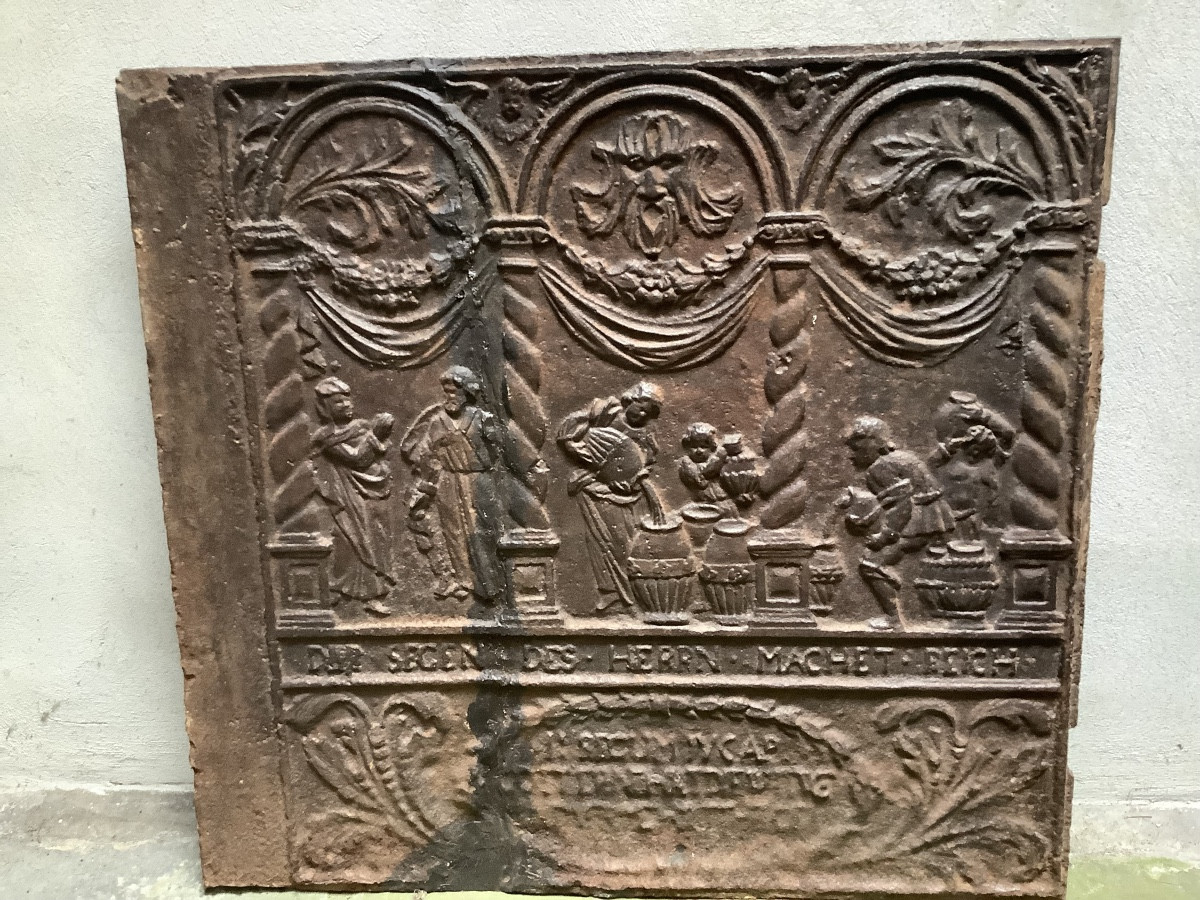 Plaque en fonte orne’e d’une sce’ne biblique d’Elise’e Ep 700