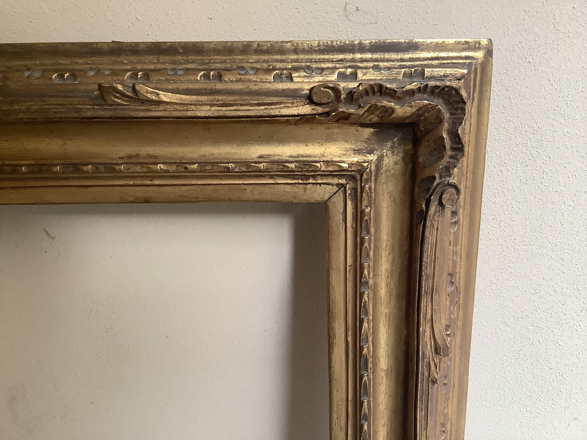 Cadre en bois sculpte’ et d’ore’ de la fin du XIXe siecle-photo-2