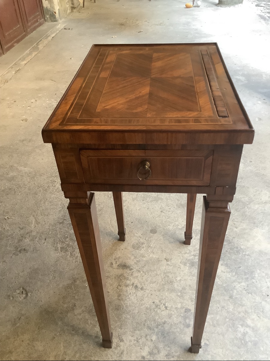 Petite table de jeu en divers bois precieux epoque XVIII siecle-photo-2