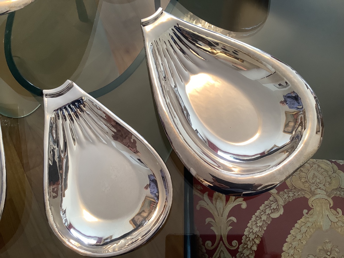 Silver Lotus Flower Centerpiece By Broggi Milano-photo-1
