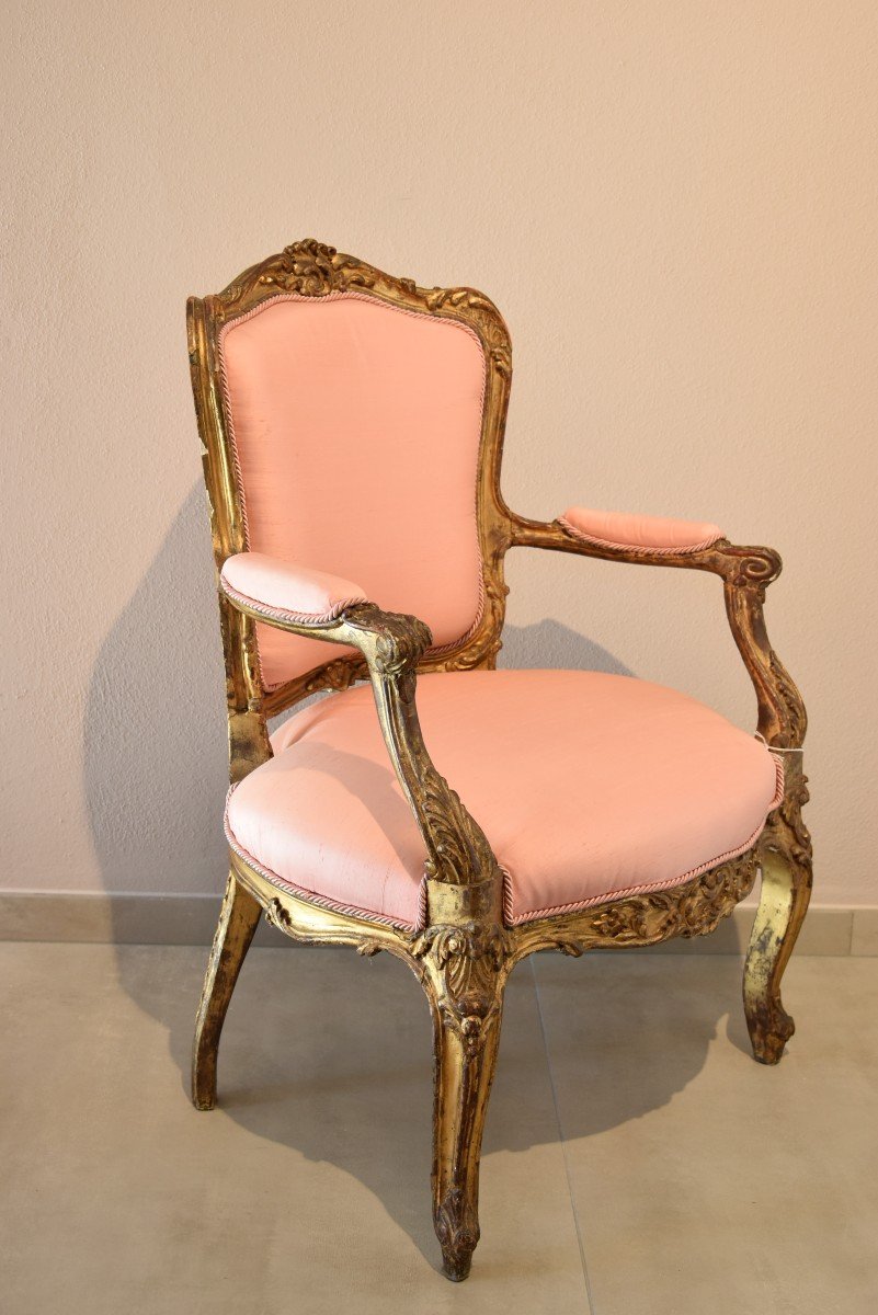 Paire De Fauteuils Rococo En Bois Sculpté Et Doré, France XVIIIe Siècle-photo-2