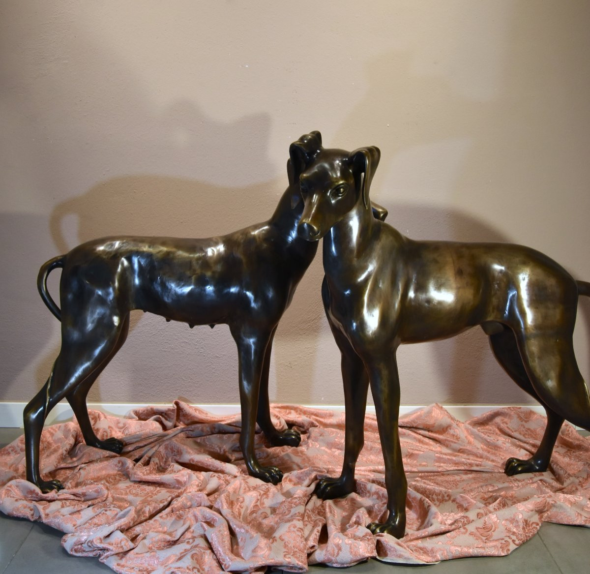 Paire de lévriers Art Déco en bronze,  France XXe siècle-photo-4