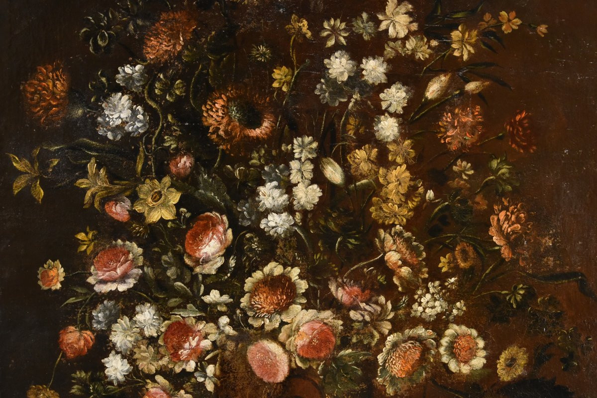 Andrea Scacciati (florence 1642-1710)  Composition Of Flowers Within Embossed Vase  (2 Of 3)-photo-3