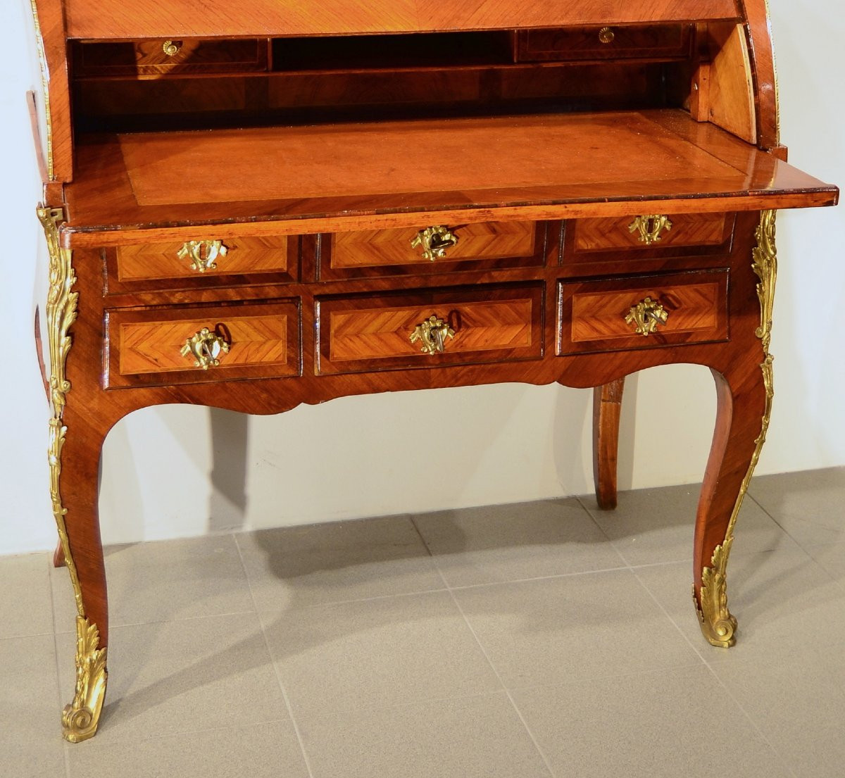 Louis XV Cylinder Sliding Desk - Paris, Circa 1750-photo-2
