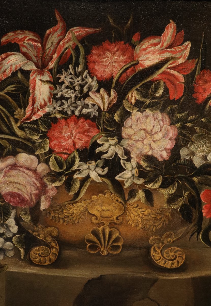 Maître des vases à grotesques (Rome XVIIe siècle), Composition florale-photo-6