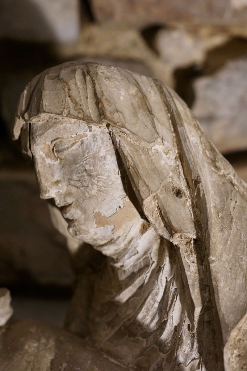 Late 15th Lime Wood  French Sculpture Virgin Of Pity Or Pietà-photo-3