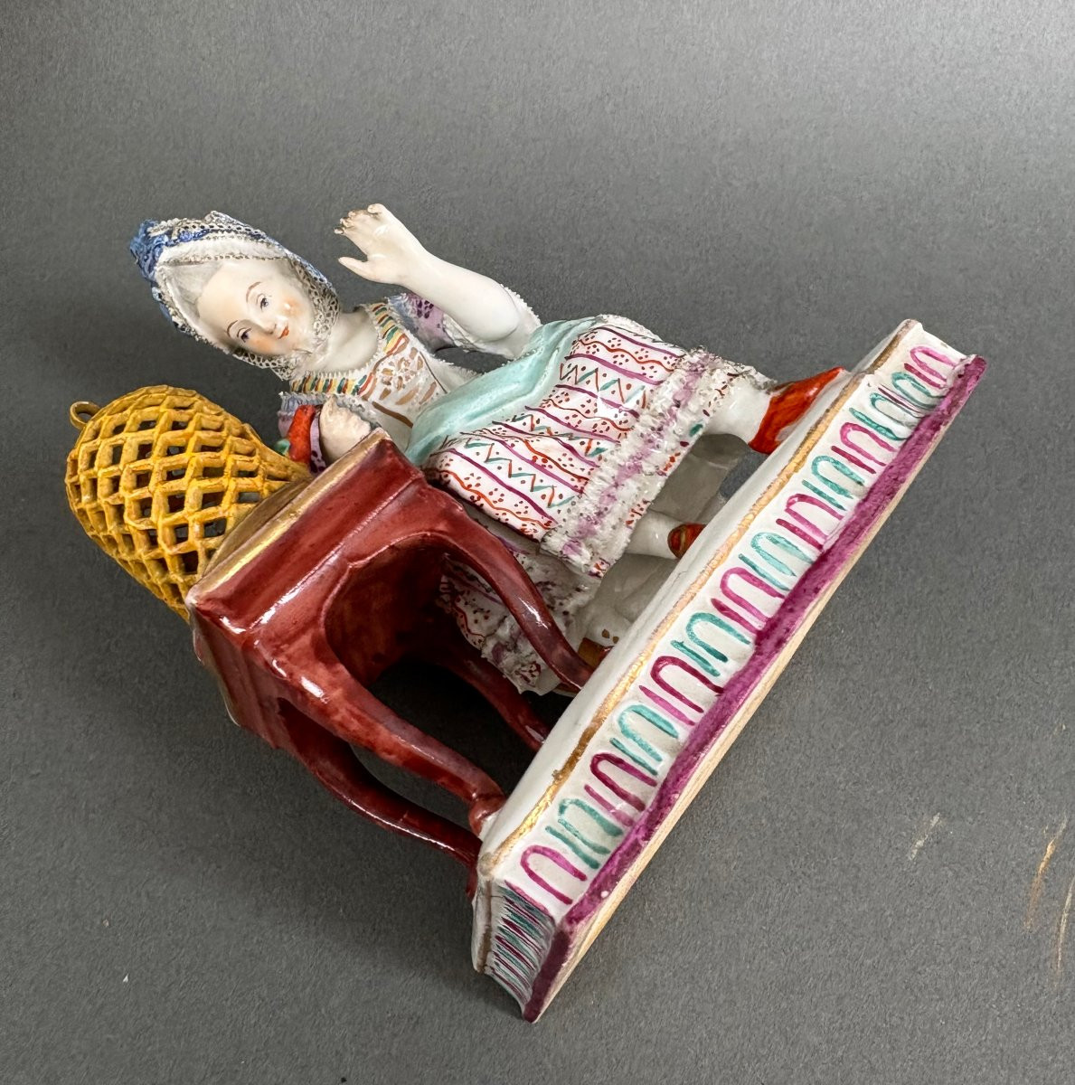 Groupe en Porcelaine de Meissen Femme au Oiseau 19éme-photo-4