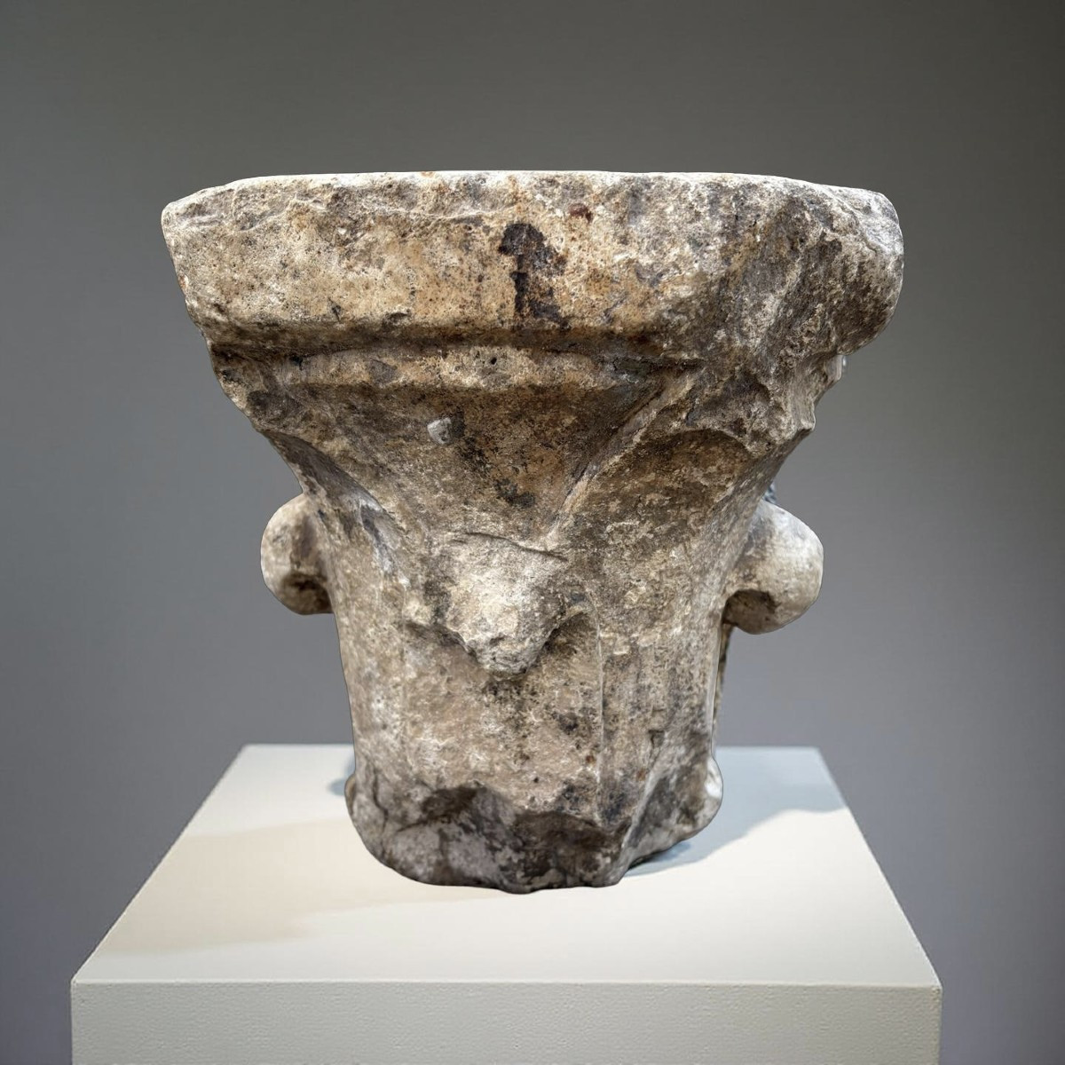 12th Pair Of Medieval Capitals Zandobbio Marble Lombardy-photo-2