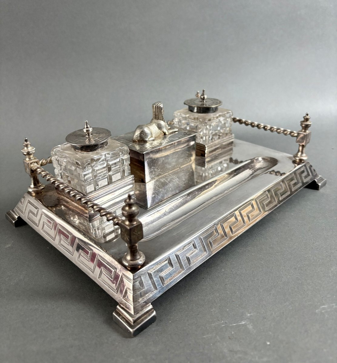 Encrier Art Déco dans le gout Néo-Égyptien Métal Argenté Poinçonné Cristal -photo-4