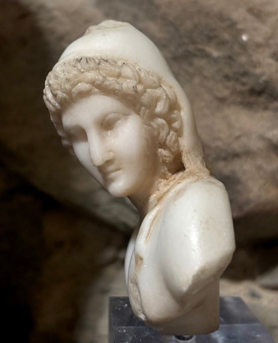 Petit Buste Maniériste d'Attis en Marbre 16éme-photo-2