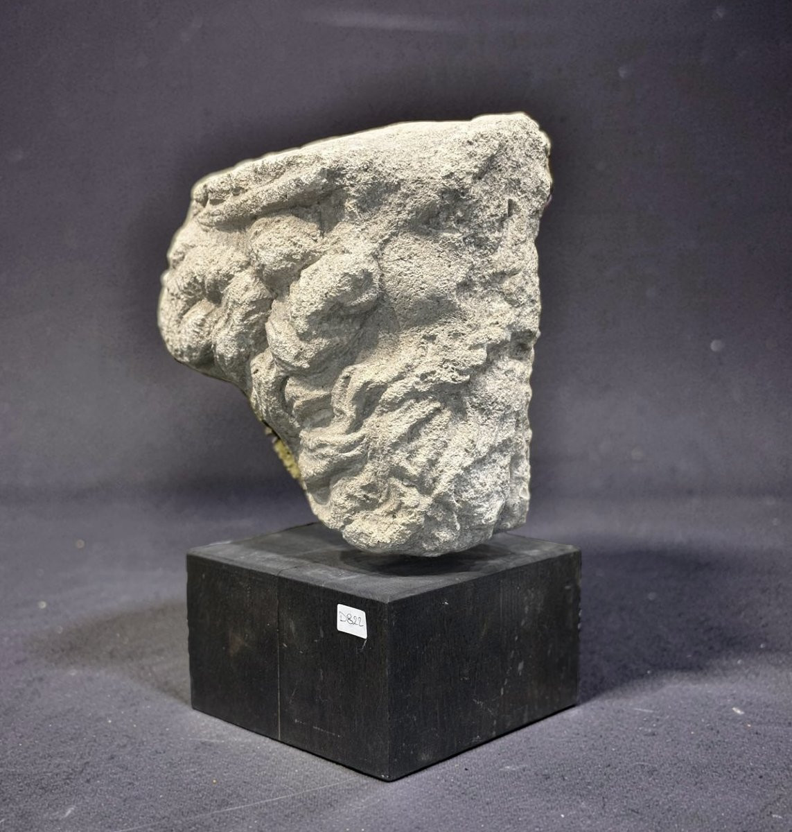 Medieval Limestone Crowned Head, France, 13th-14th Century-photo-3