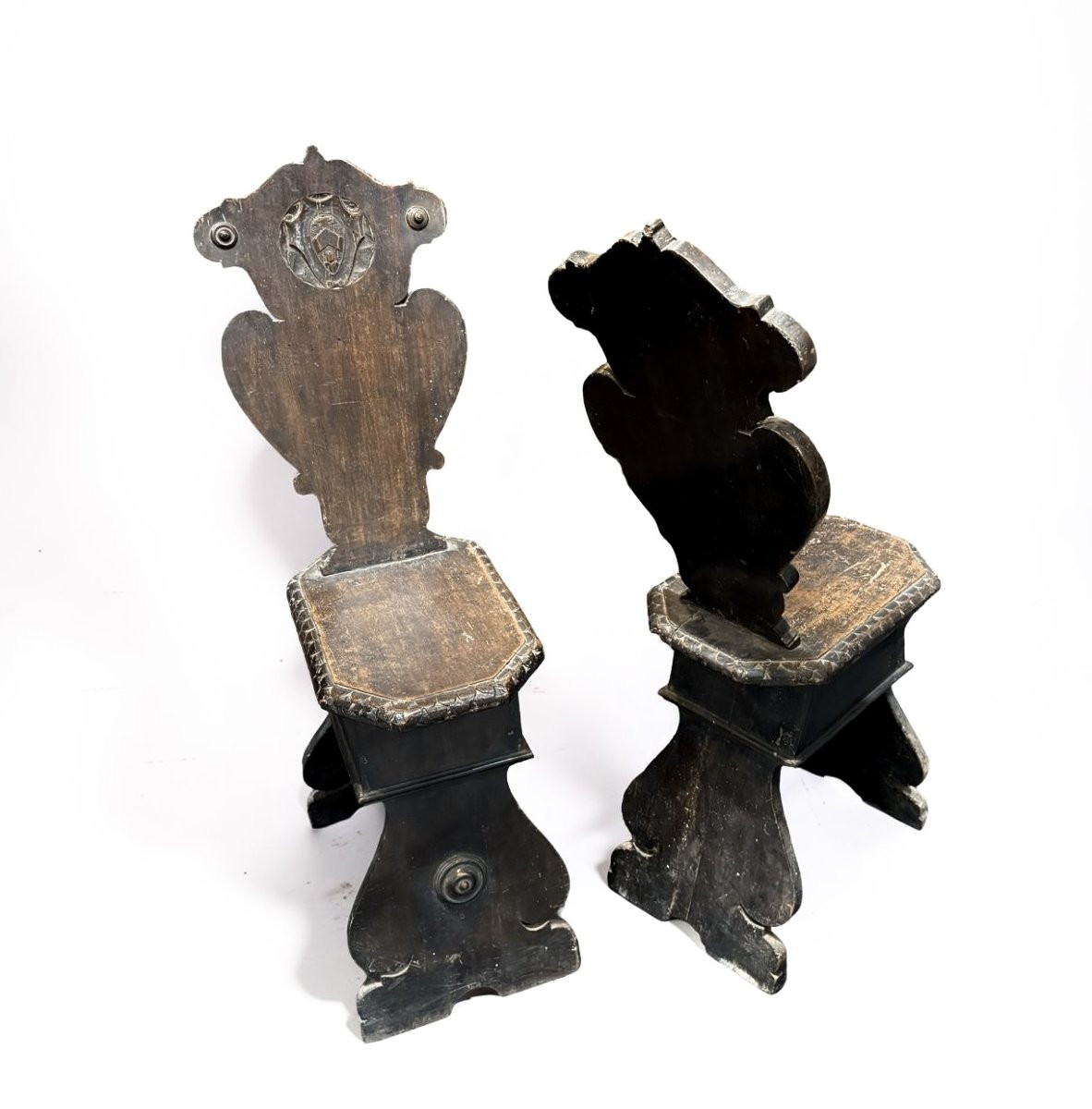 Paire de Chaise Renaissance en Noyer  aux Armoiries Italie 19éme-photo-3