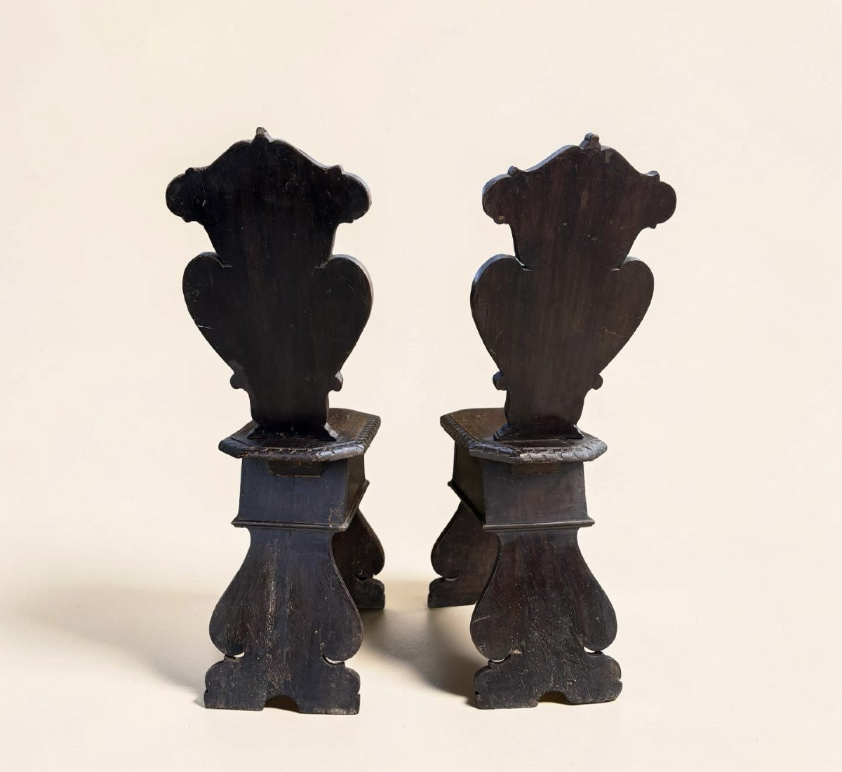 Paire de Chaise Renaissance en Noyer  aux Armoiries Italie 19éme-photo-4