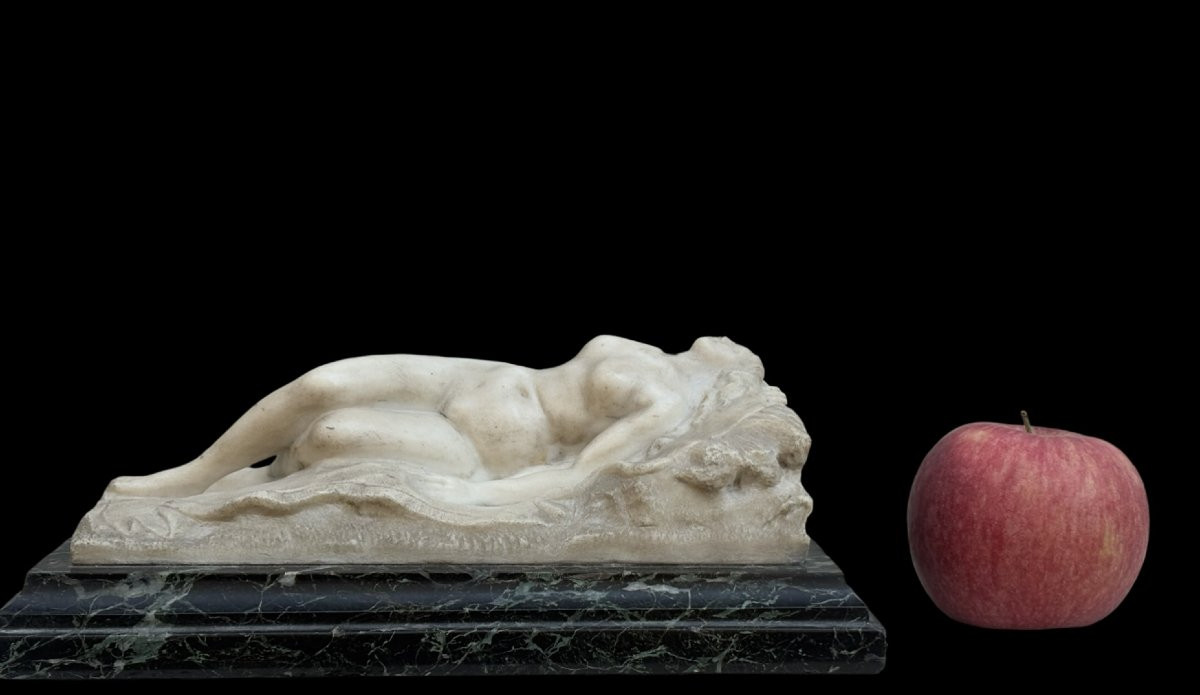 Sculpture en Marbre Vénus Allongée Ecole Française Art Nouveau-photo-5