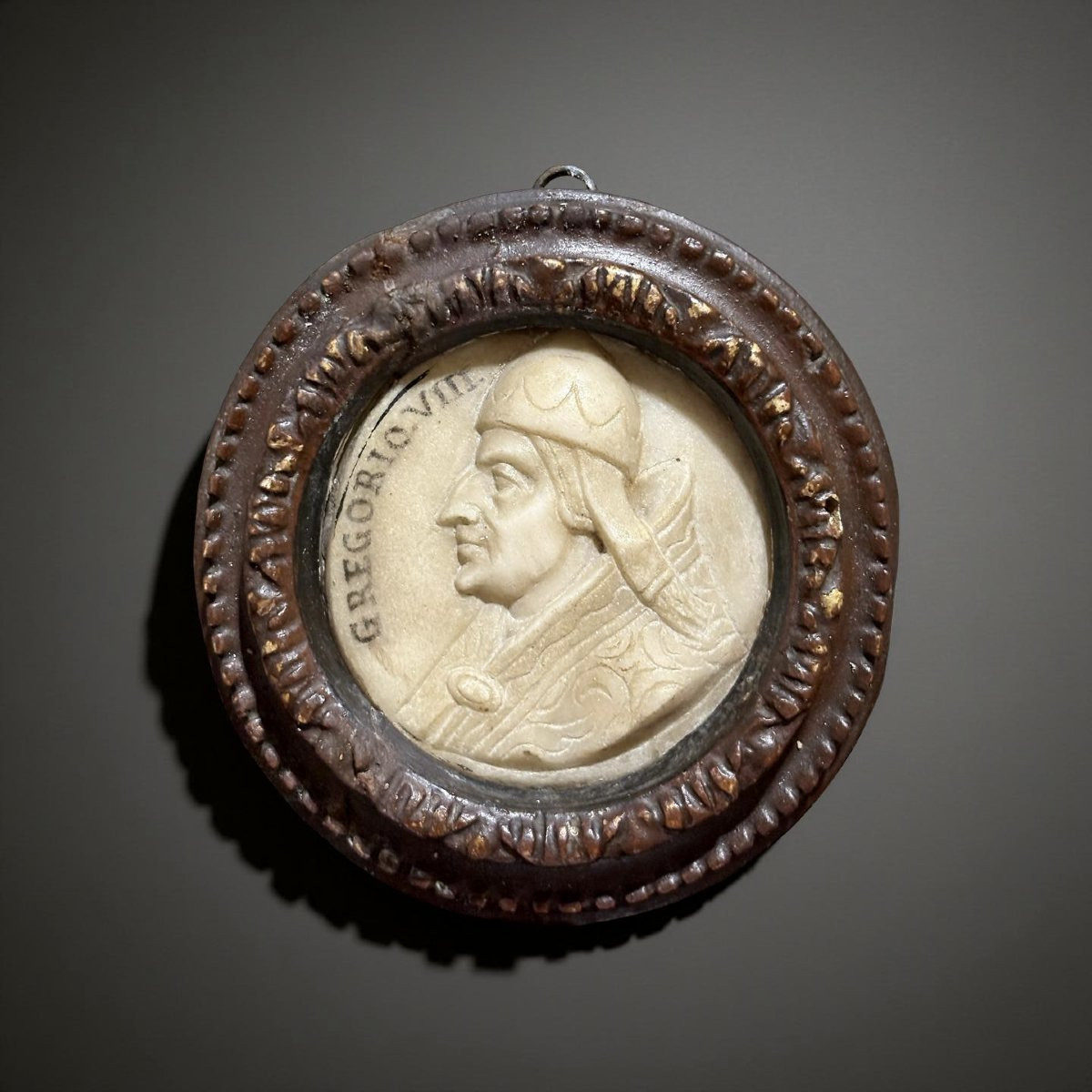 Paire de Médaillons Baroque en Marbre Profils des Papes 17éme-photo-3