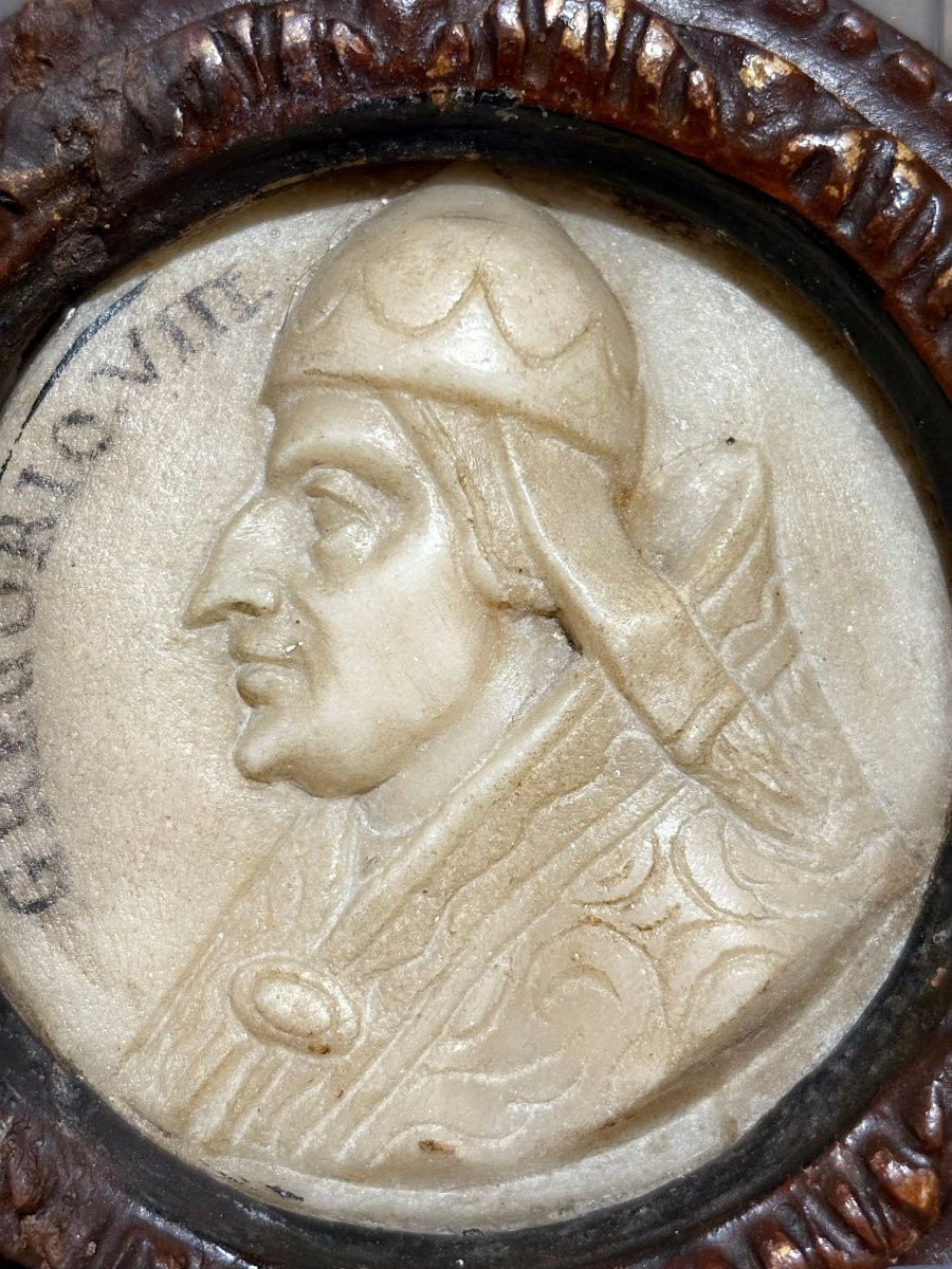 Paire de Médaillons Baroque en Marbre Profils des Papes 17éme-photo-1