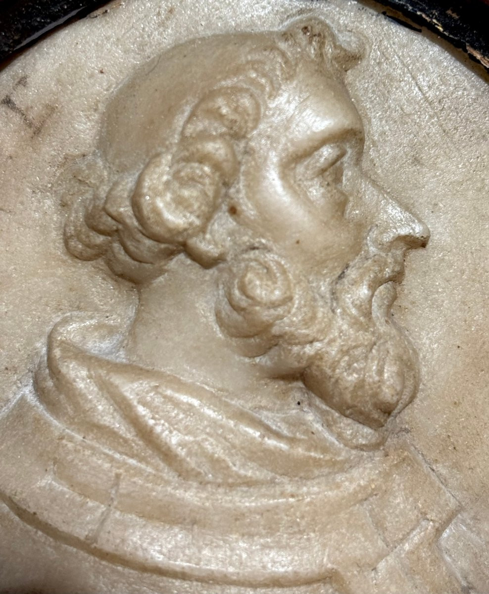 Paire de Médaillons Baroque en Marbre Profils des Papes 17éme-photo-2