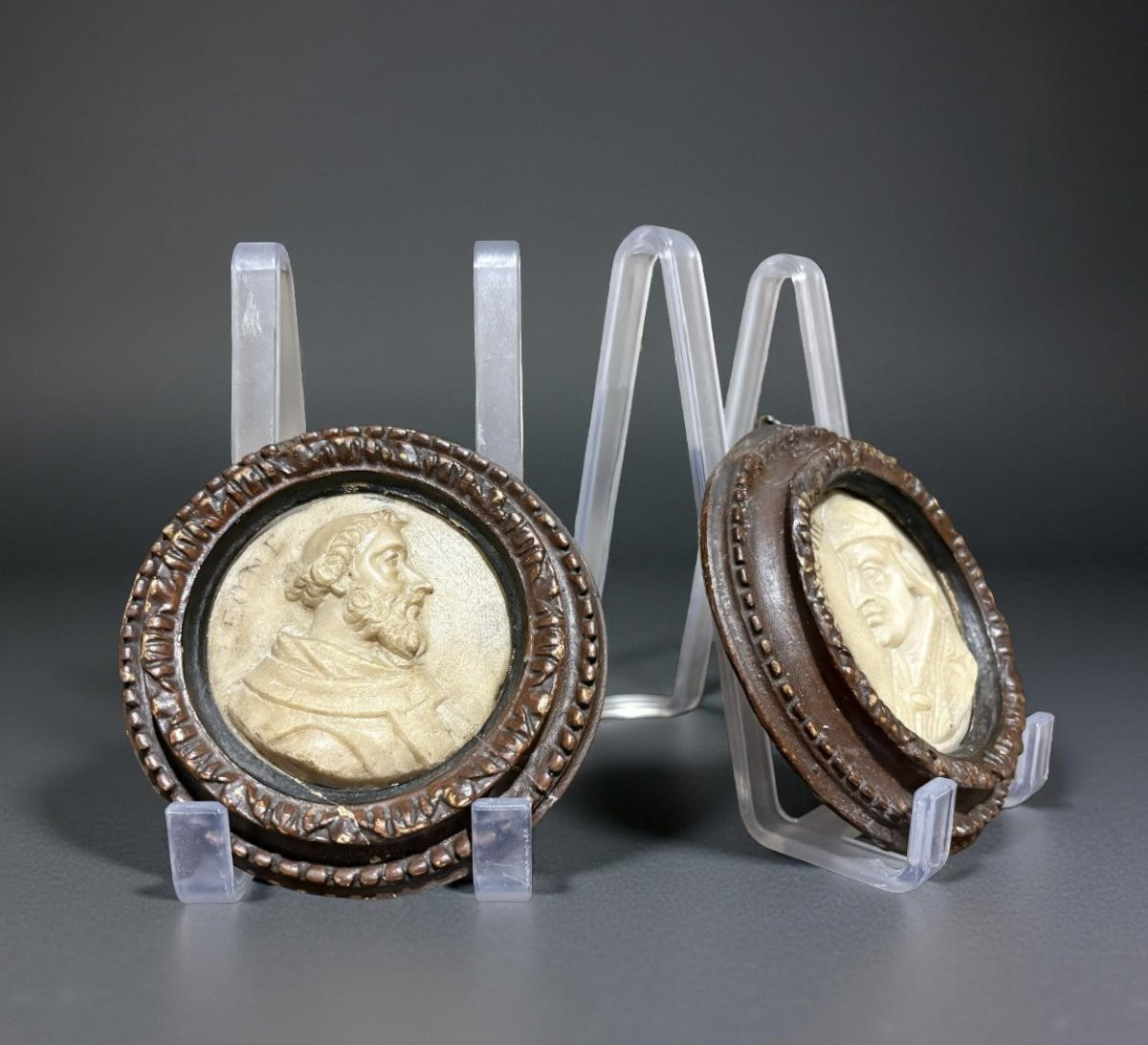 Paire de Médaillons Baroque en Marbre Profils des Papes 17éme-photo-4