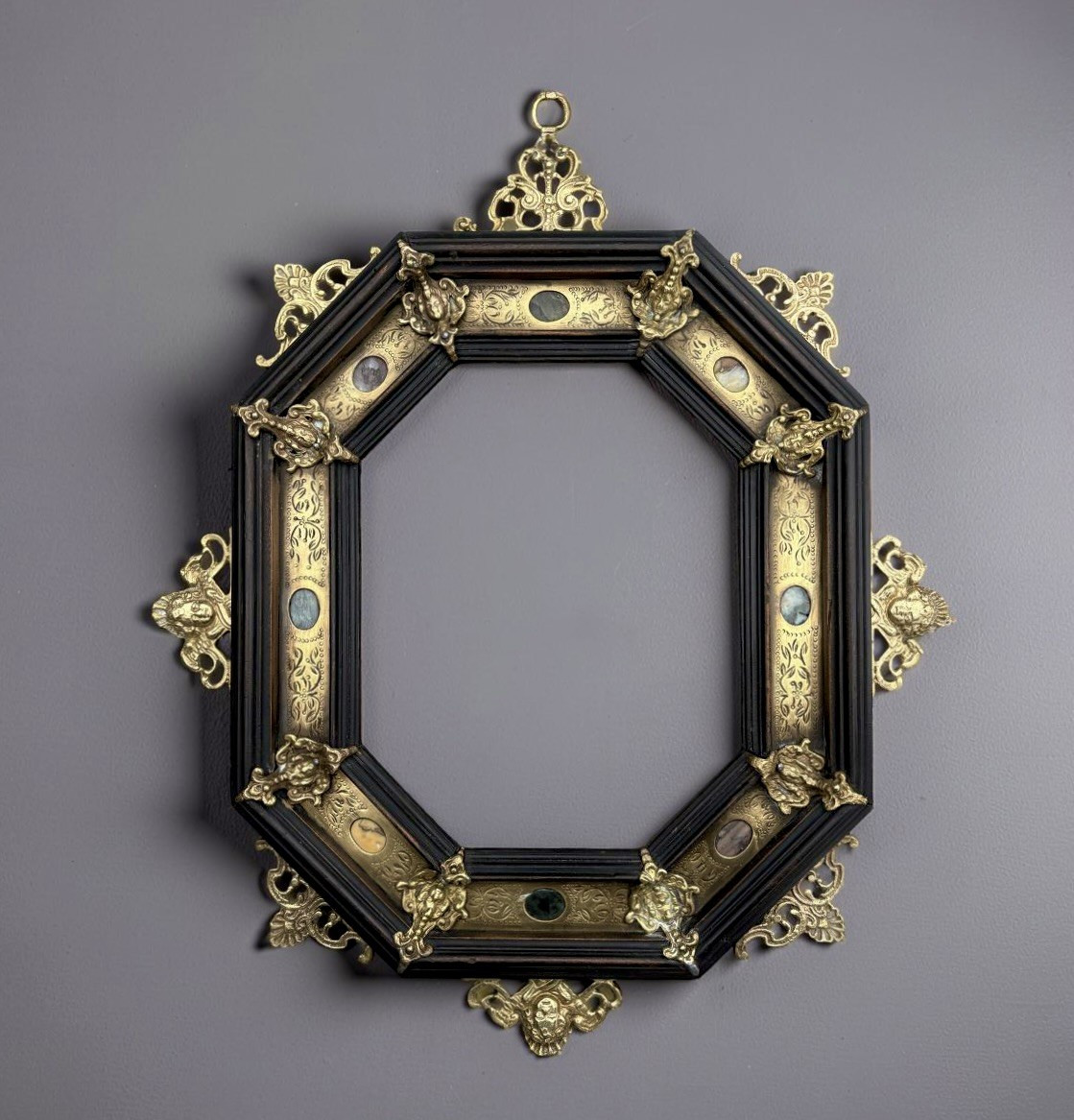 Grand Tour Frame, Semi-precious Stones And Gilded Bronze, Rome, 19th Century