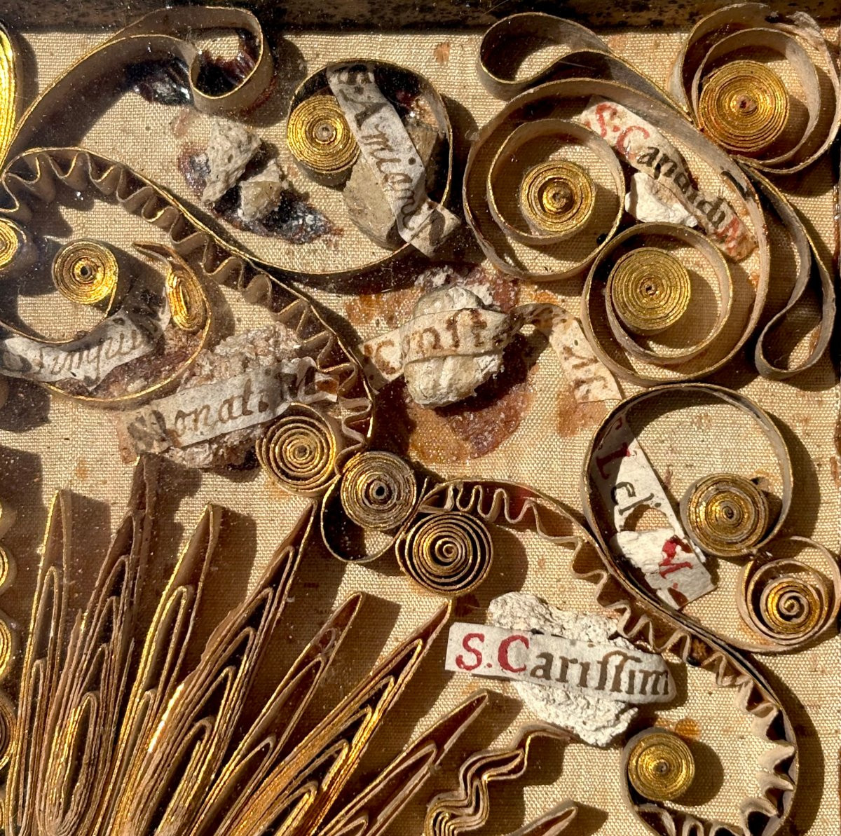 Large 18th-century Reliquary Frame With 42 Relics (teeth And Bones)-photo-5